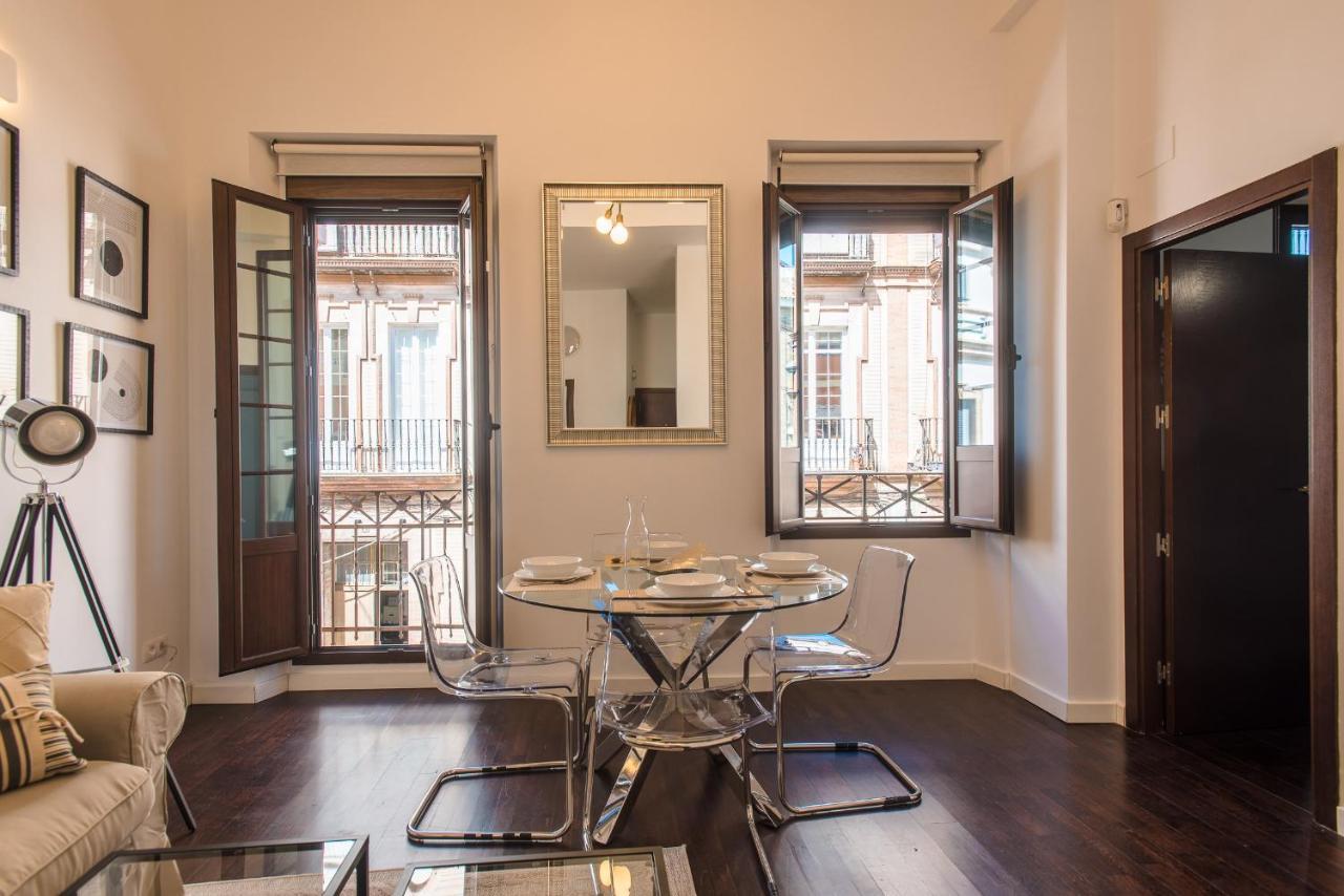 Apartamento Puerta Real - Free Parking Sevilla Exterior foto