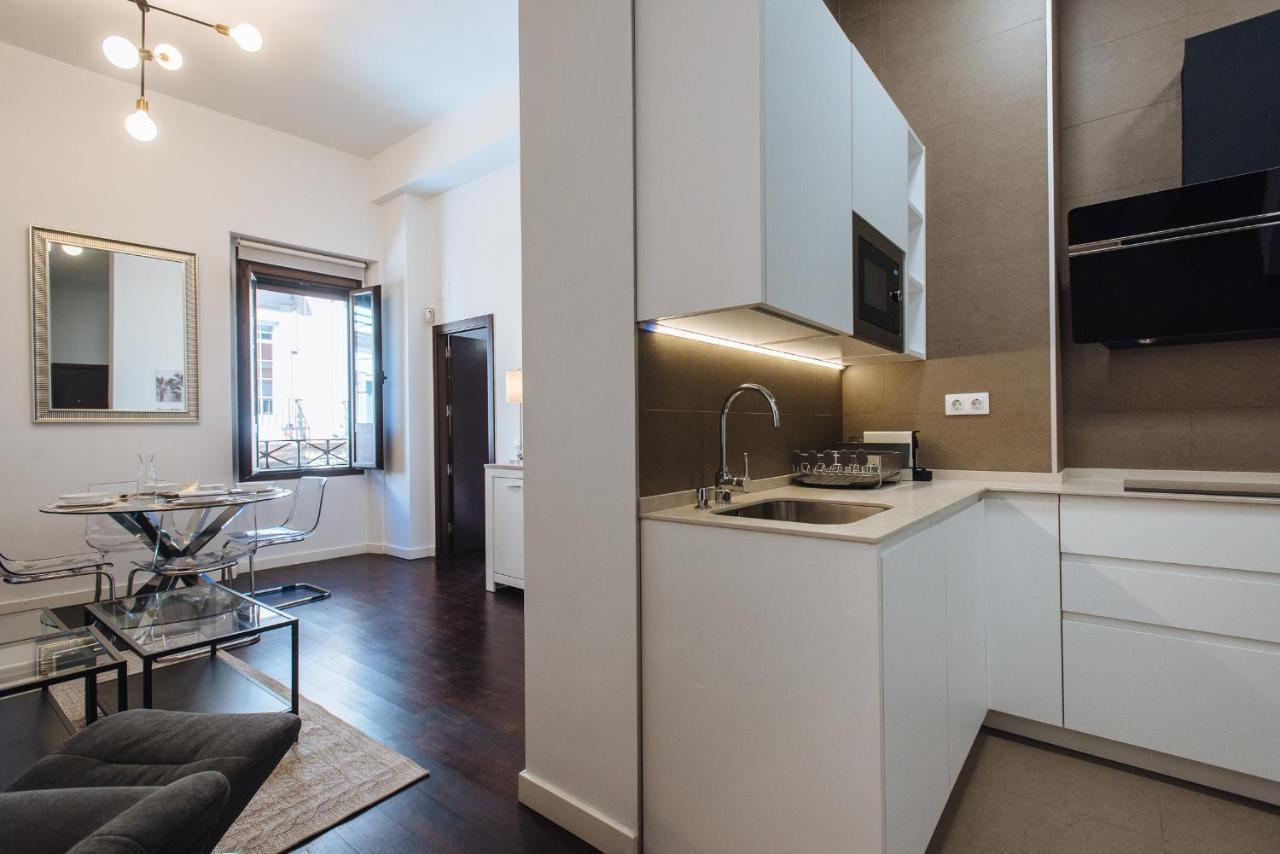 Apartamento Puerta Real - Free Parking Sevilla Exterior foto